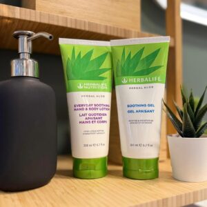 Herbal Aloe Pflegende Hand- und Körperlotion & Herbal Aloe Vera Pflegegel je 200ml